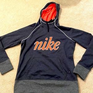Nike thermafit pullover